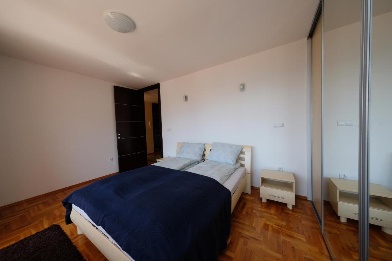Ferienwohnung Awesome Panorama Penthouse - Free Parking And Balcony SJJ Exterior foto
